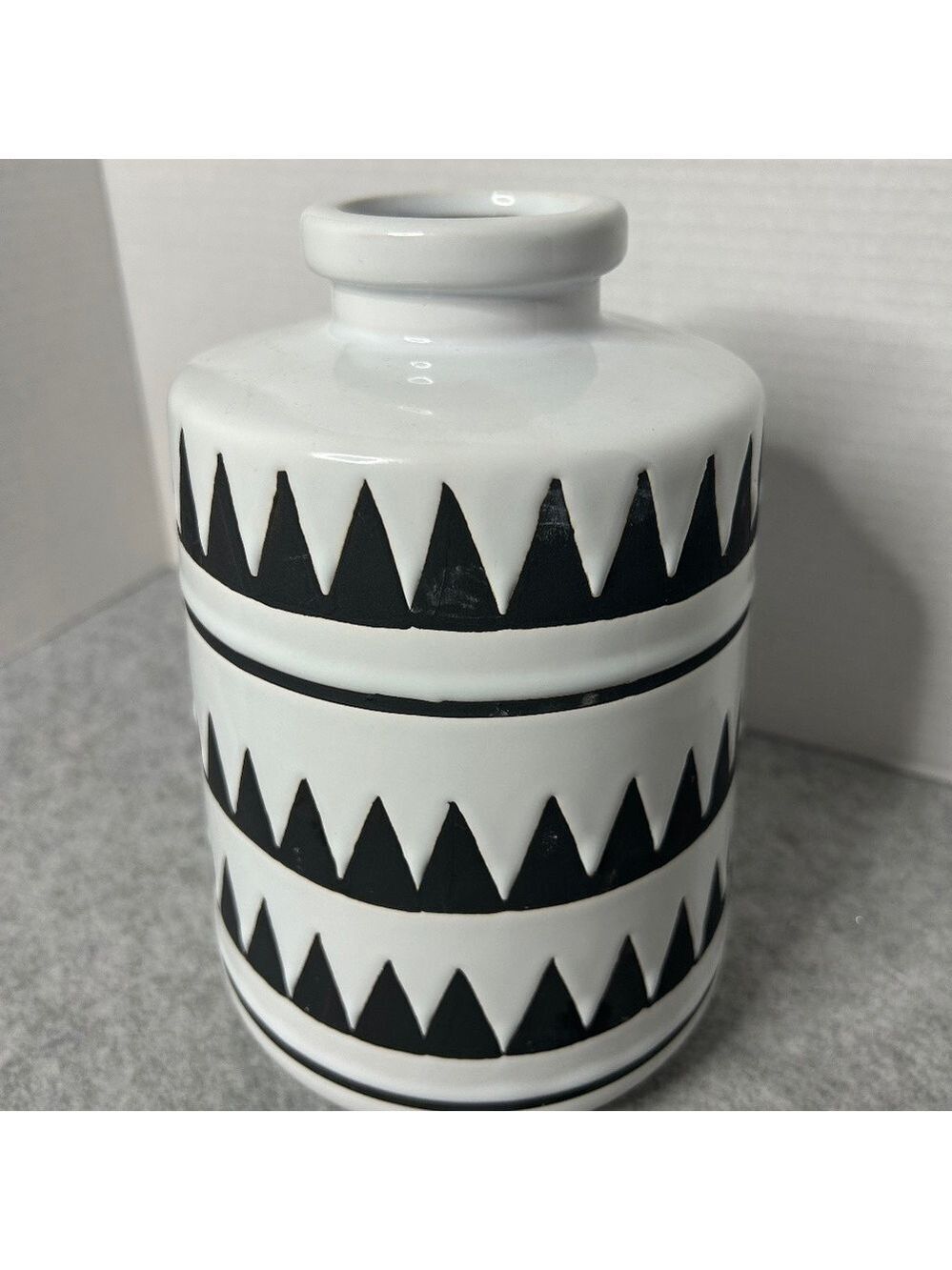 Pier 1 Geometric Black White Ceramic Vase 5x8.5” Discontinued